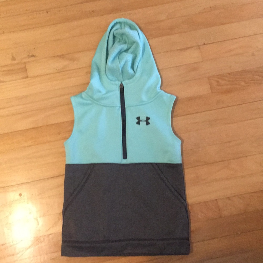 Under armor green vest